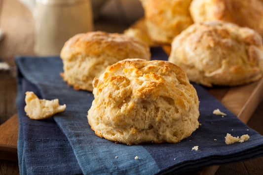 Homemade Fluffy Buttermilk Biscuits