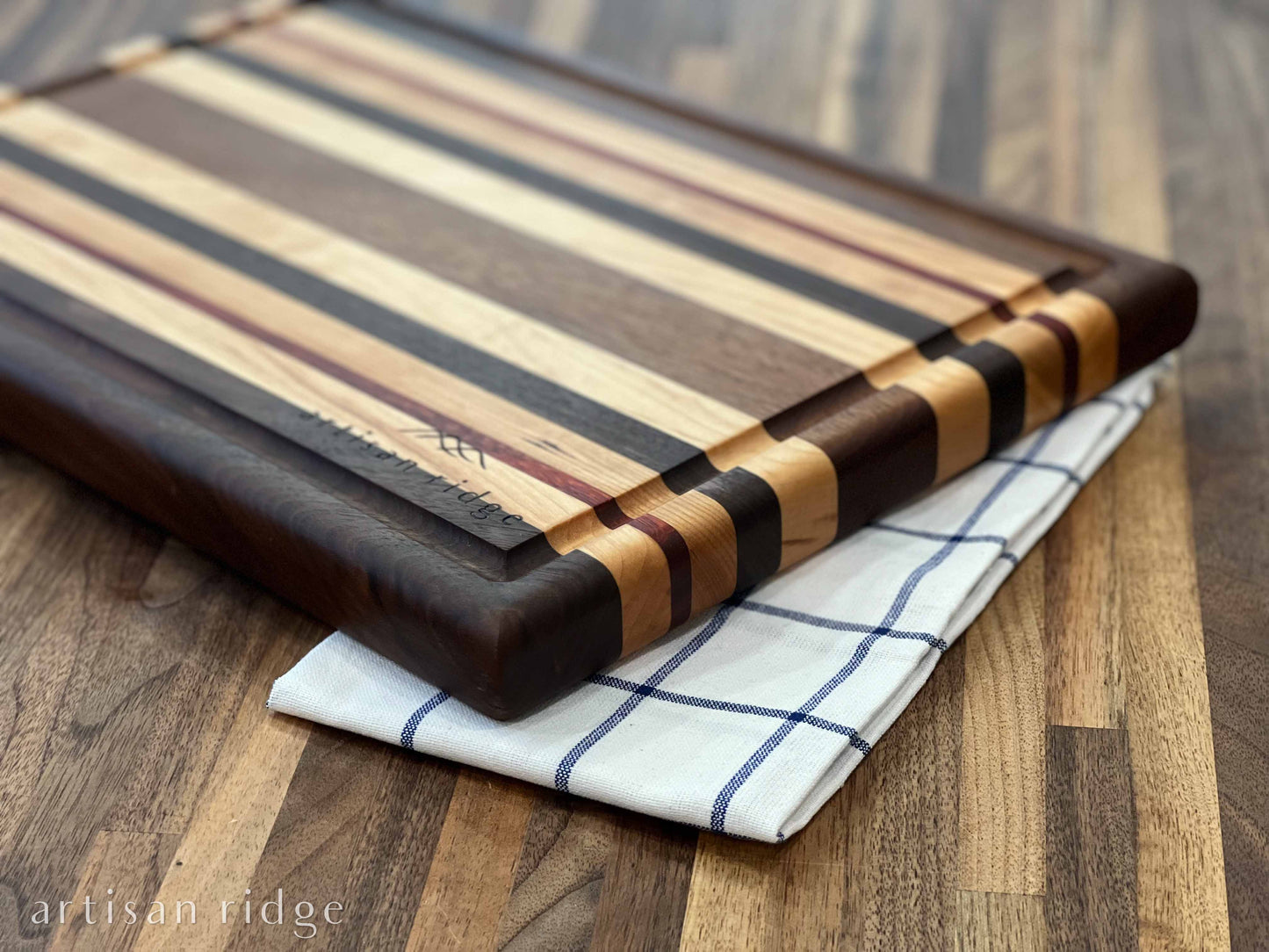 The Oxford Cutting Board