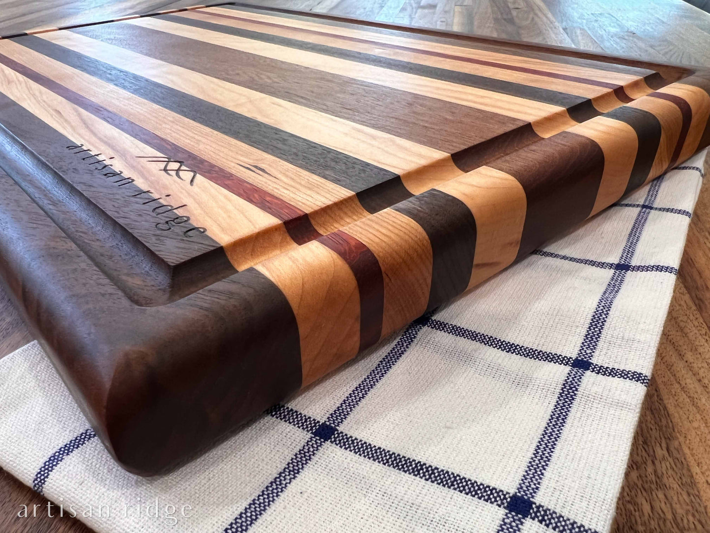 The Oxford Cutting Board