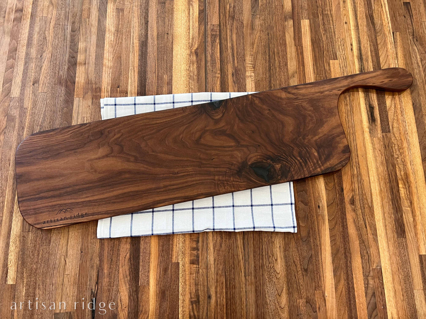 Walnut Classic Charcuterie Board (Extra Large) - #00020